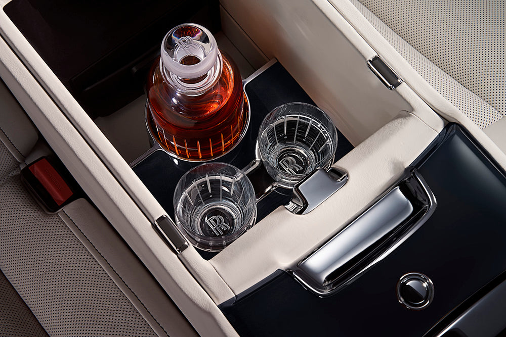 Rolls-Royce Whiskey Set